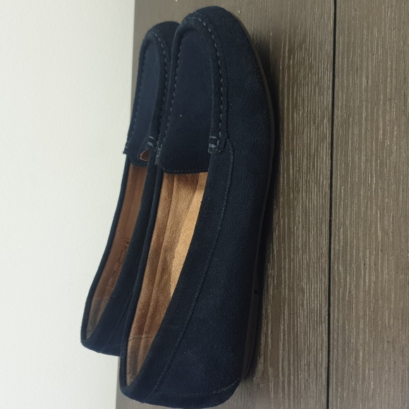 Vionic Debbie slip Navy Blue Suede Leather comfort Flats - Picture 2 of 7